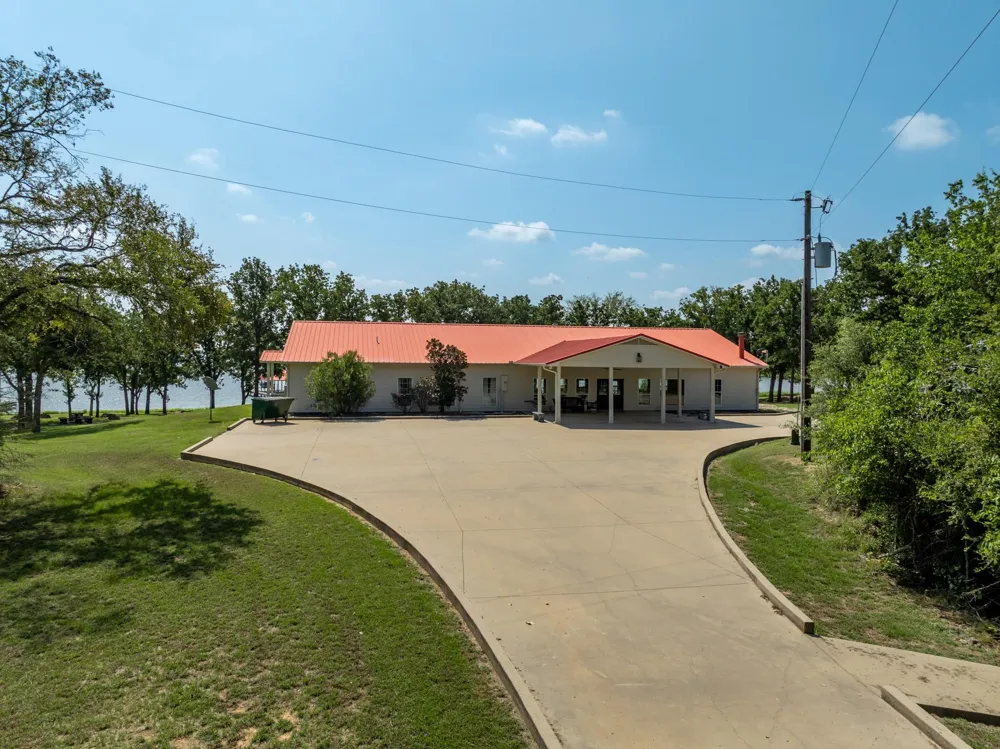 1764 Lcr 740 Thornton, TX 76687