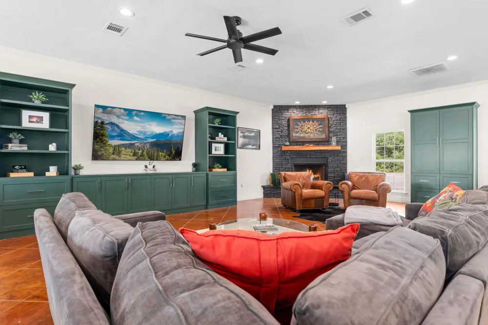 1764 Lcr 740 Thornton, TX 76687
