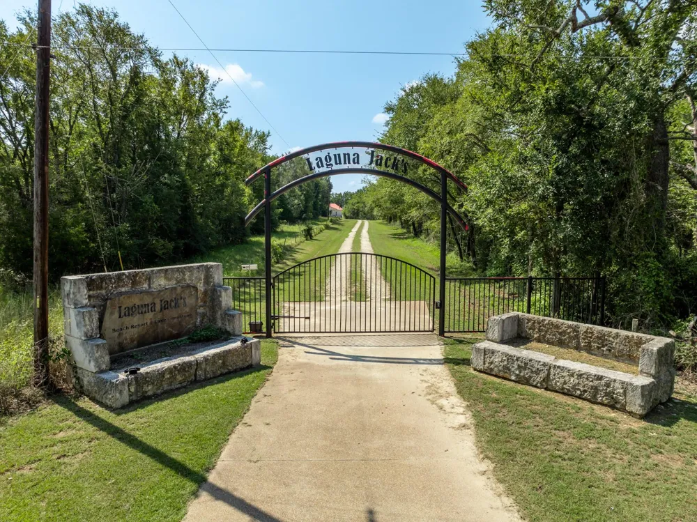1764 Lcr 740 Thornton, TX 76687