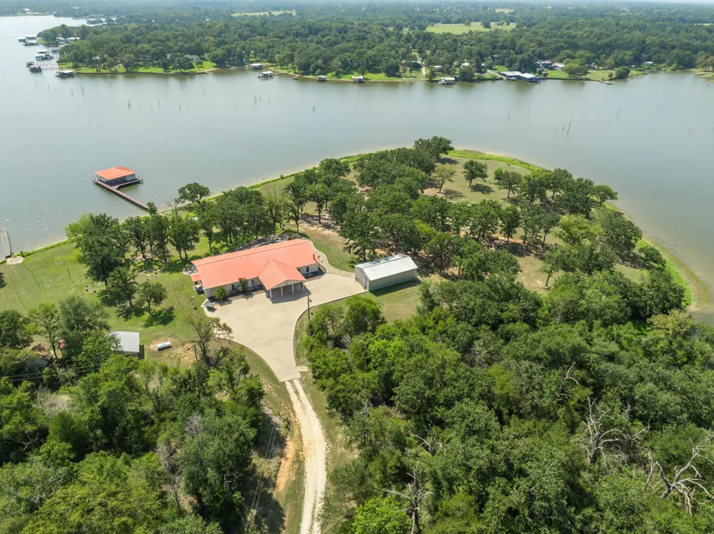 1764 Lcr 740 Thornton, TX 76687