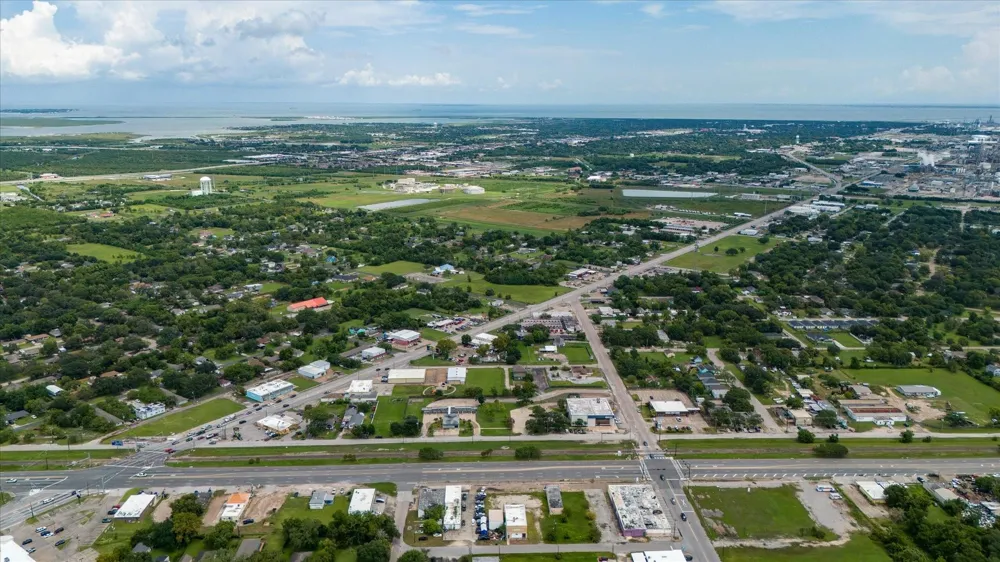 358 Demolay Street La Marque, TX 77568