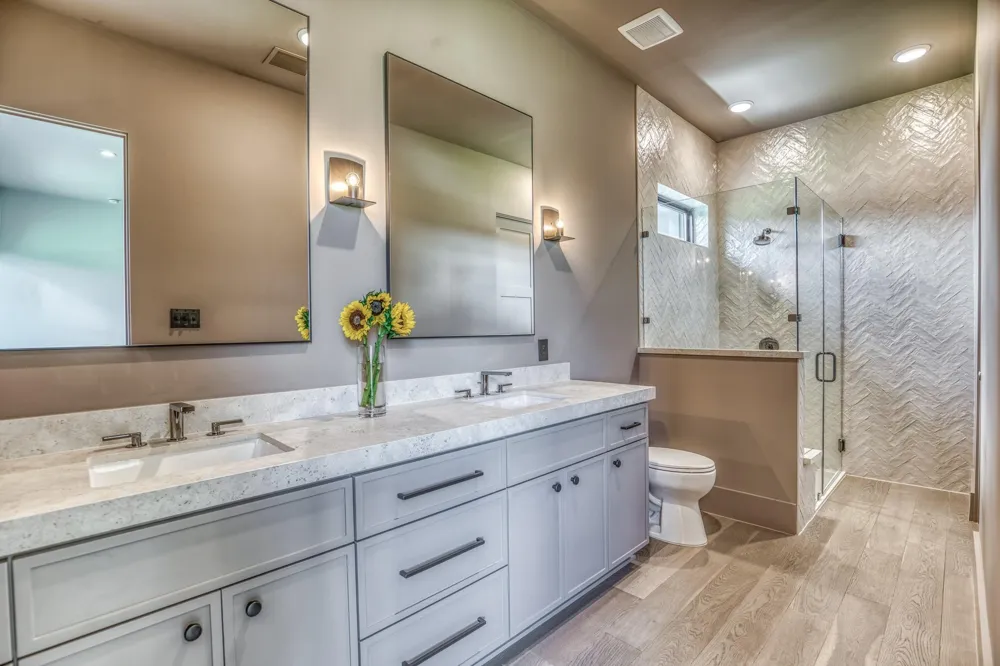 114 Turney Trace Round Top, TX 78954