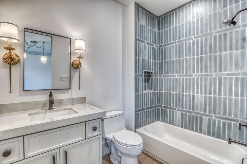 114 Turney Trace Round Top, TX 78954