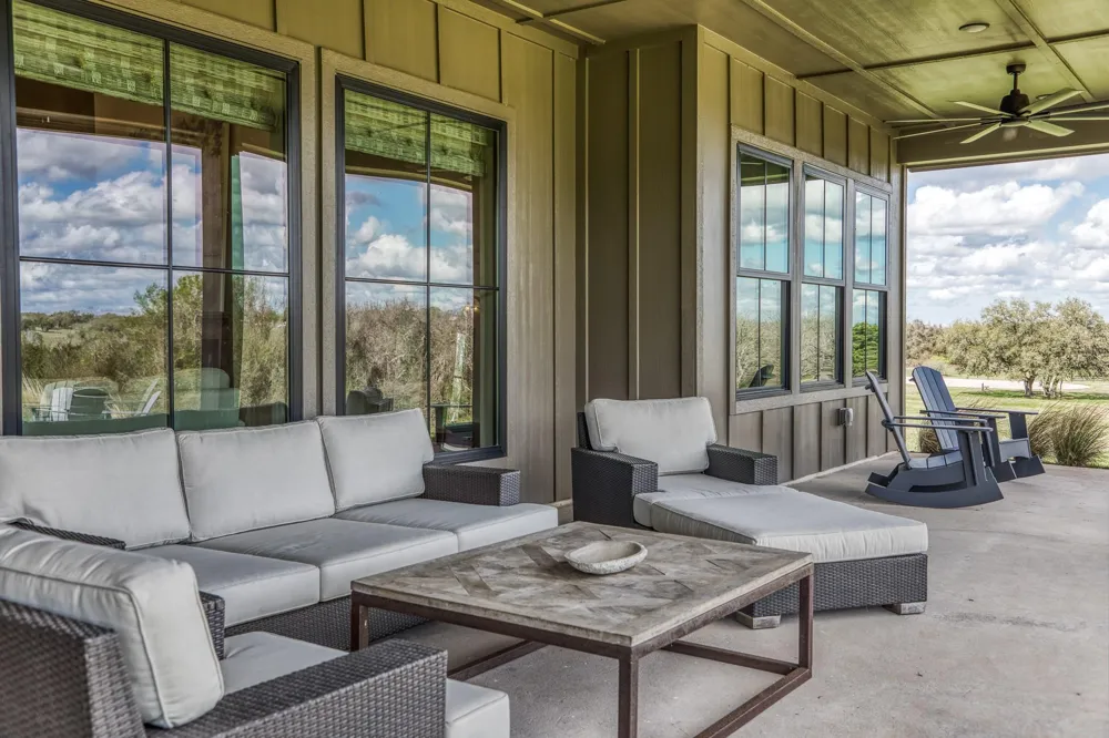 114 Turney Trace Round Top, TX 78954