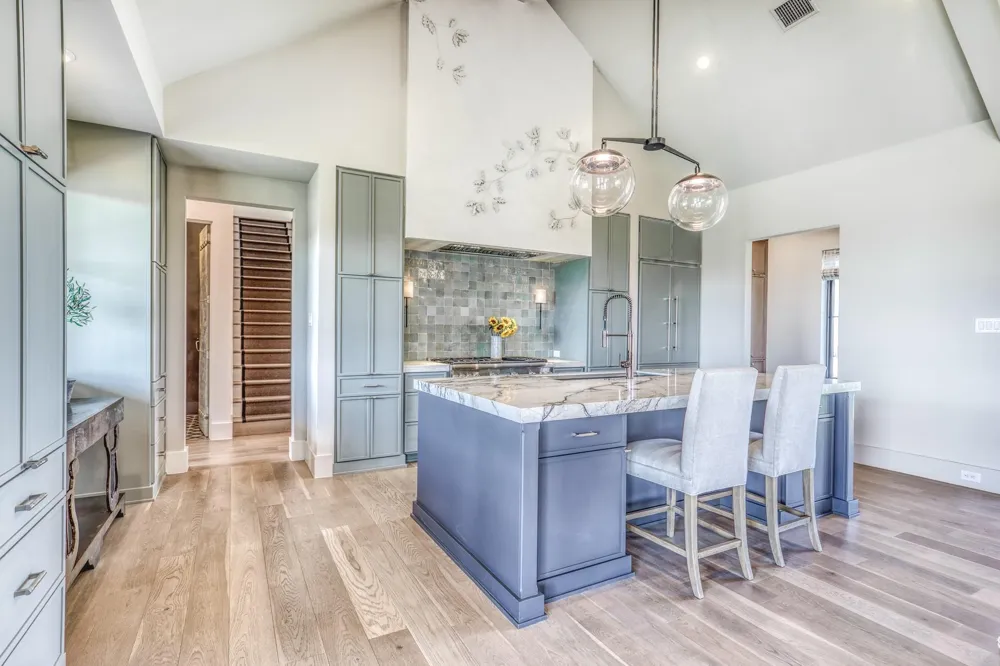 114 Turney Trace Round Top, TX 78954