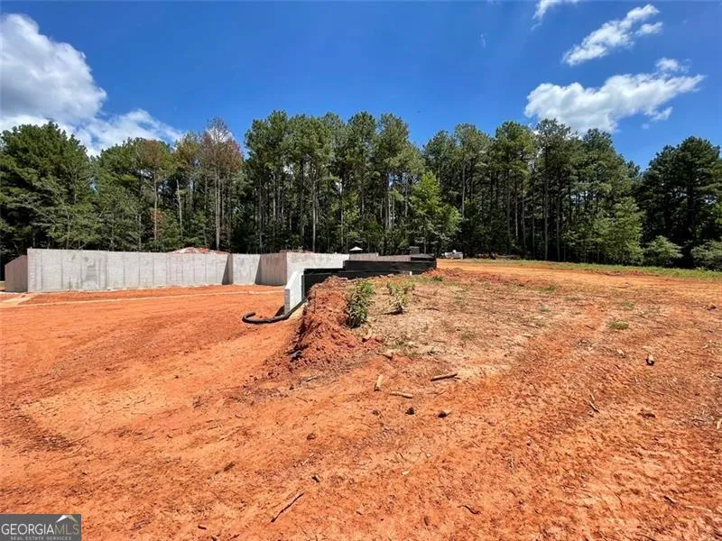 742 Harmony Gates DR Commerce, GA 30530