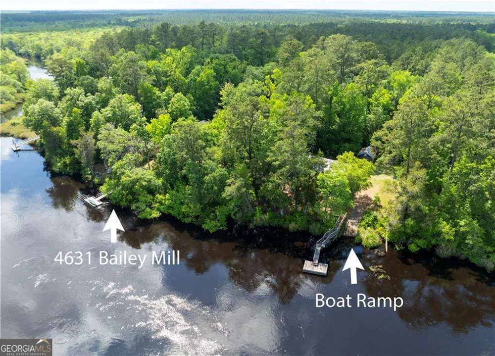 4631 Bailey Mill RD White Oak, GA 31568