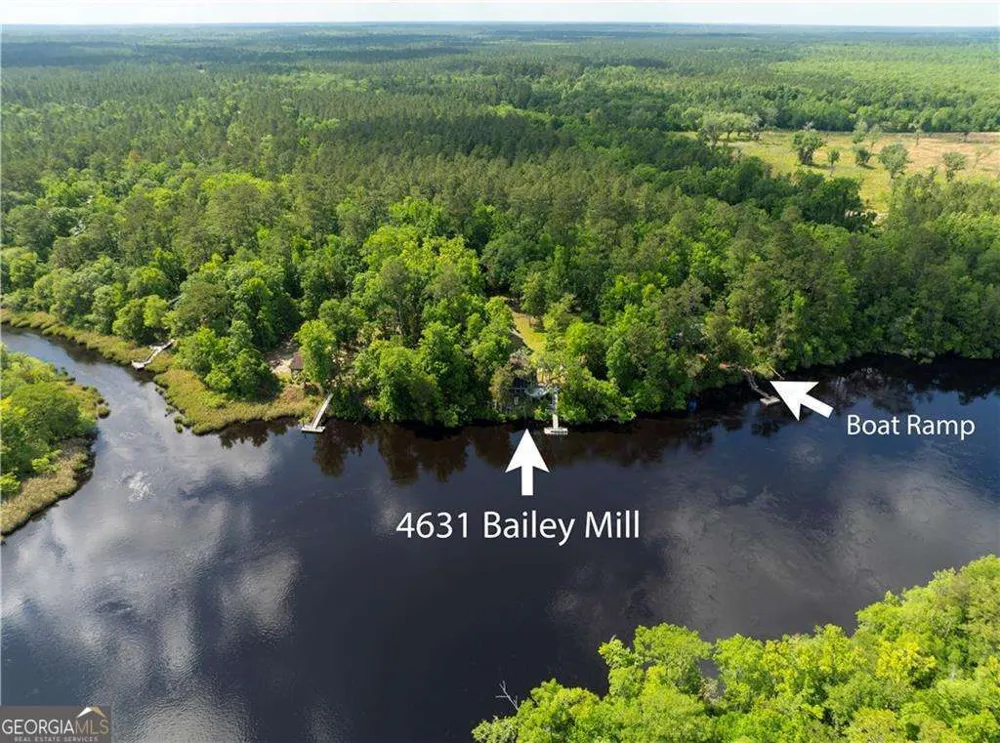 4631 Bailey Mill RD White Oak, GA 31568