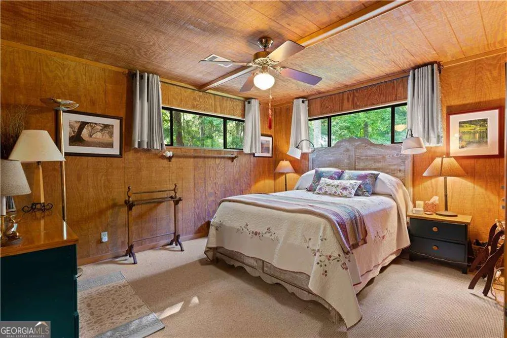 4631 Bailey Mill RD White Oak, GA 31568