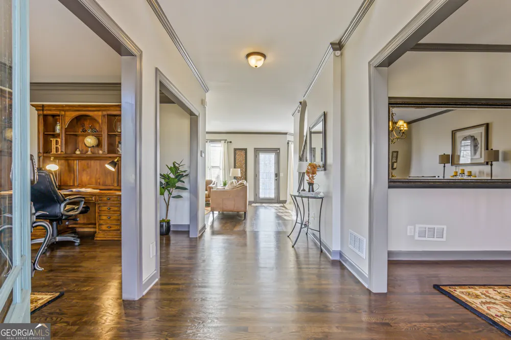 10 Bridlewood CT Cartersville, GA 30120