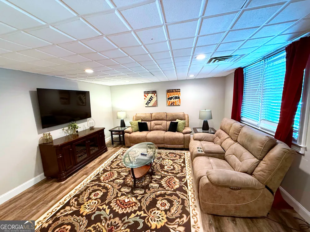 10 Bridlewood CT Cartersville, GA 30120