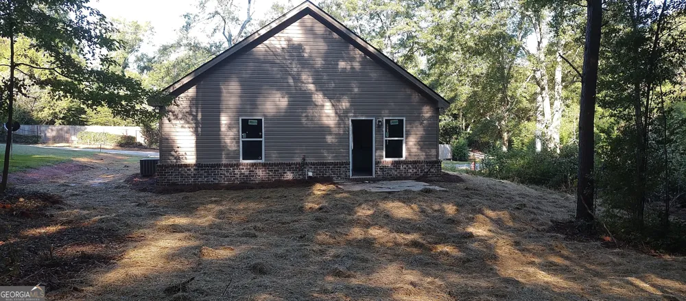 13 Brown ST Barnesville, GA 30204