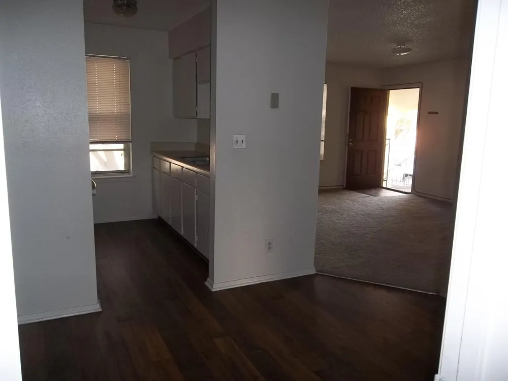 1107 W Whitney Place Drive Whitney, TX 76692