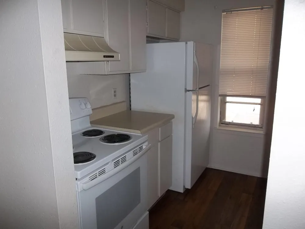 1107 W Whitney Place Drive Whitney, TX 76692