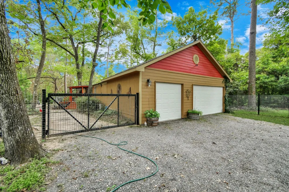 24998 Sorters Road Porter, TX 77365