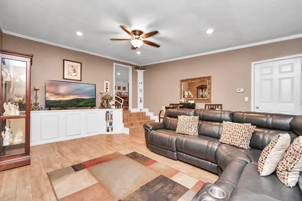 24998 Sorters Road Porter, TX 77365