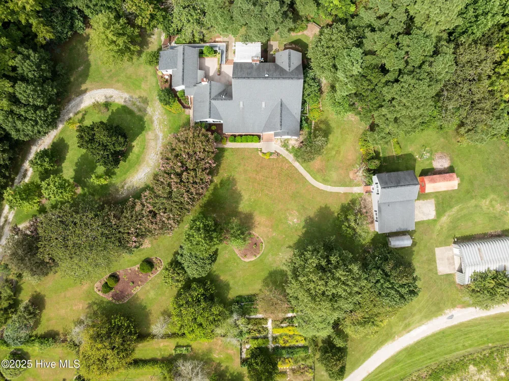 7464 Nc 43 Macclesfield, NC 27852