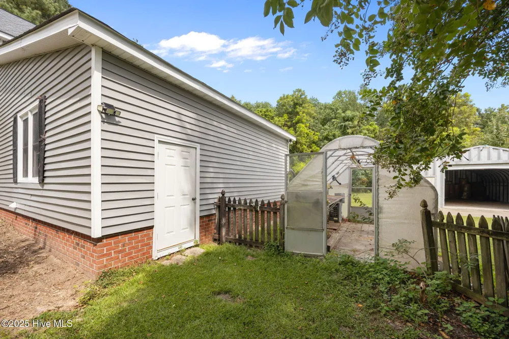 7464 Nc 43 Macclesfield, NC 27852