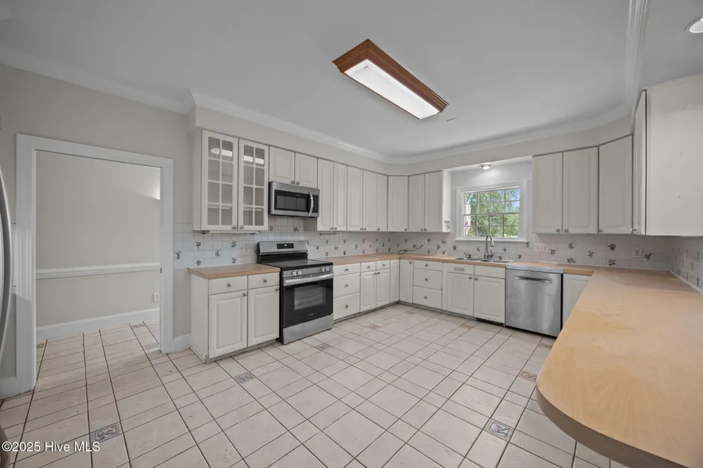 7464 Nc 43 Macclesfield, NC 27852