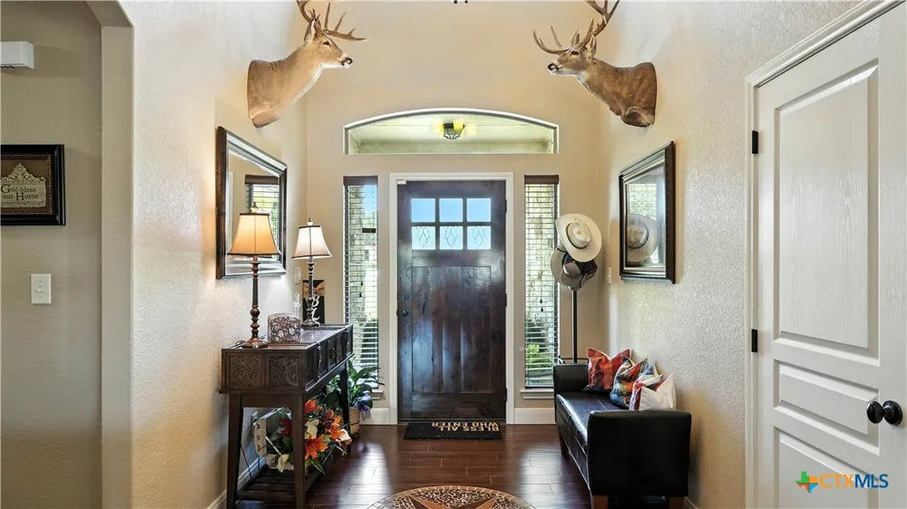 121 Carrizo Ridge Floresville, TX 78114