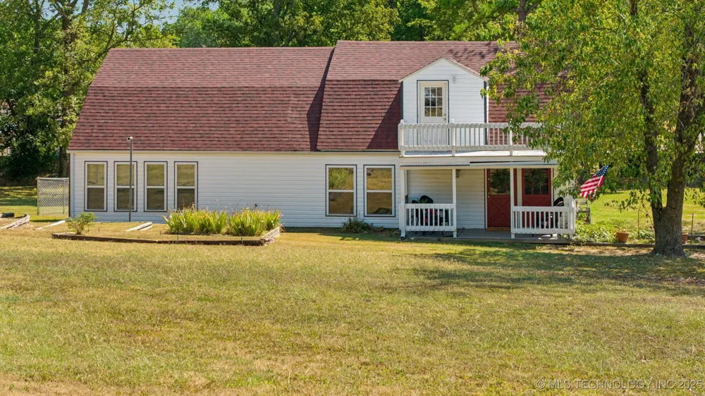 509 W 5th Street Grove, OK 74344