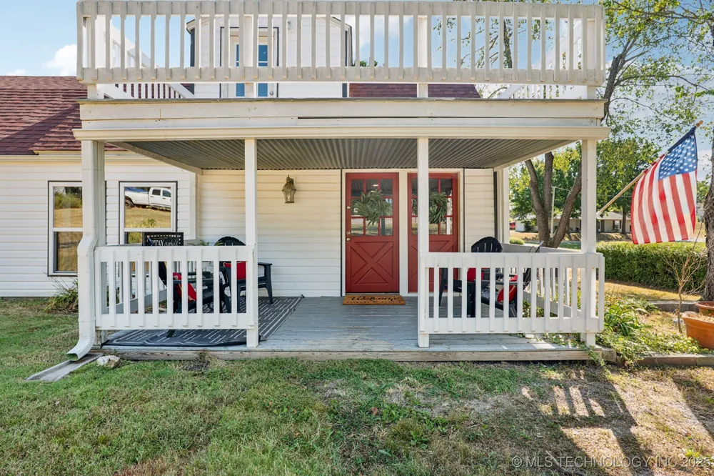 509 W 5th Street Grove, OK 74344
