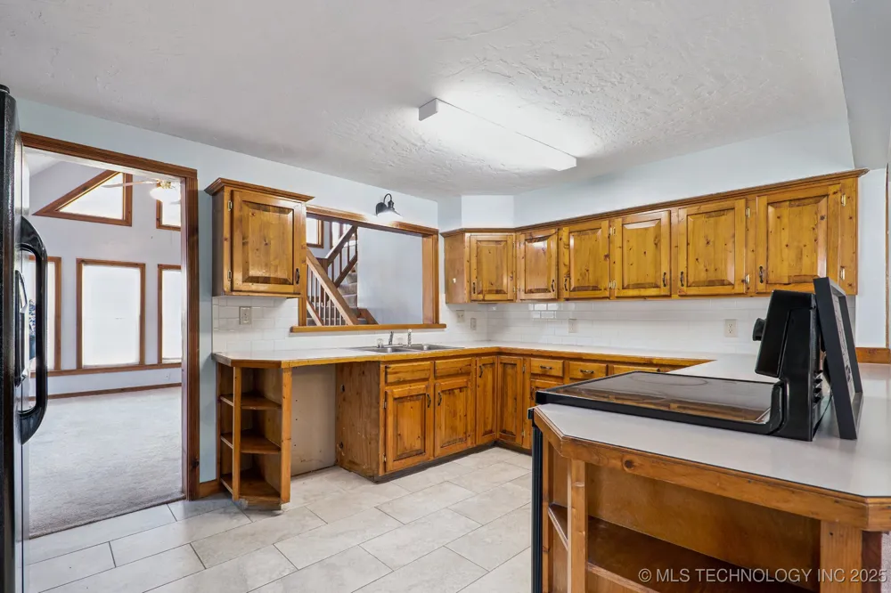 509 W 5th Street Grove, OK 74344