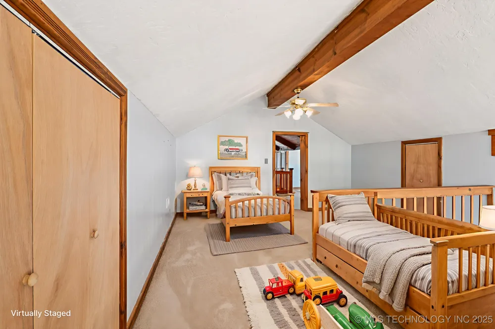 509 W 5th Street Grove, OK 74344