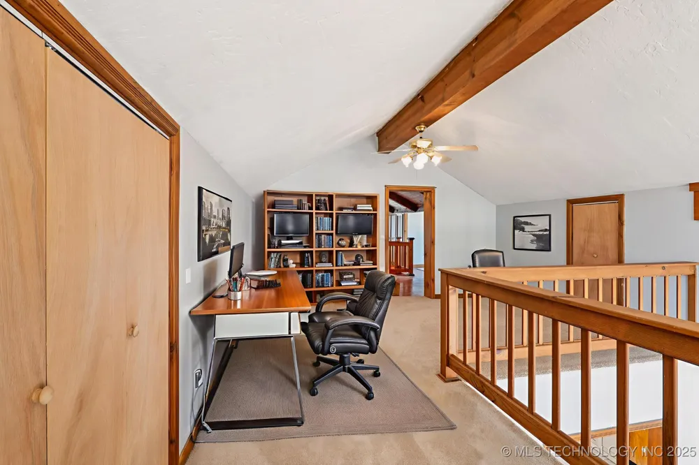 509 W 5th Street Grove, OK 74344