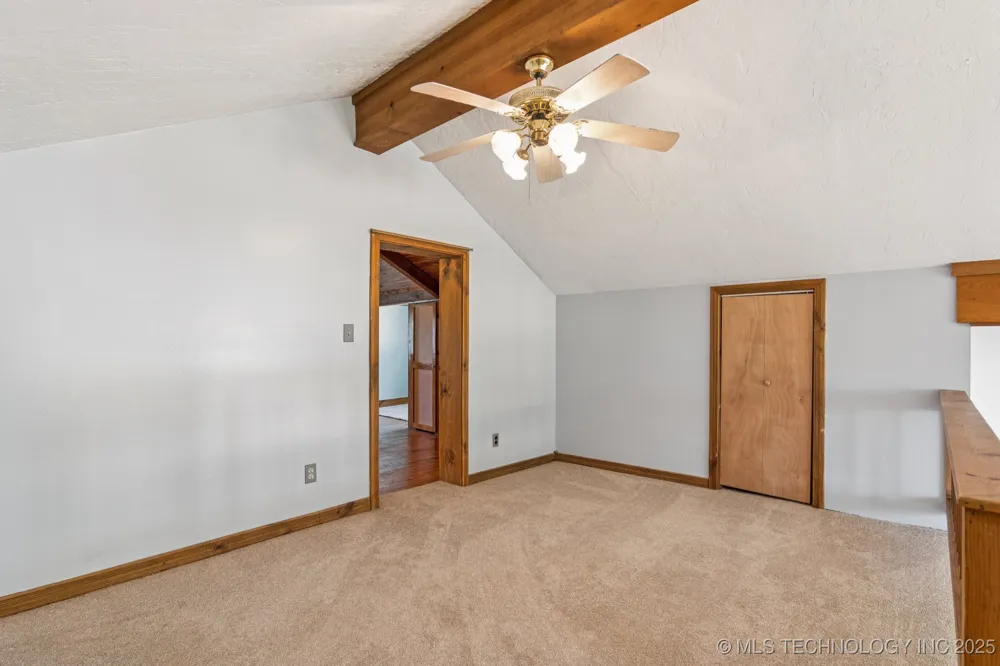 509 W 5th Street Grove, OK 74344