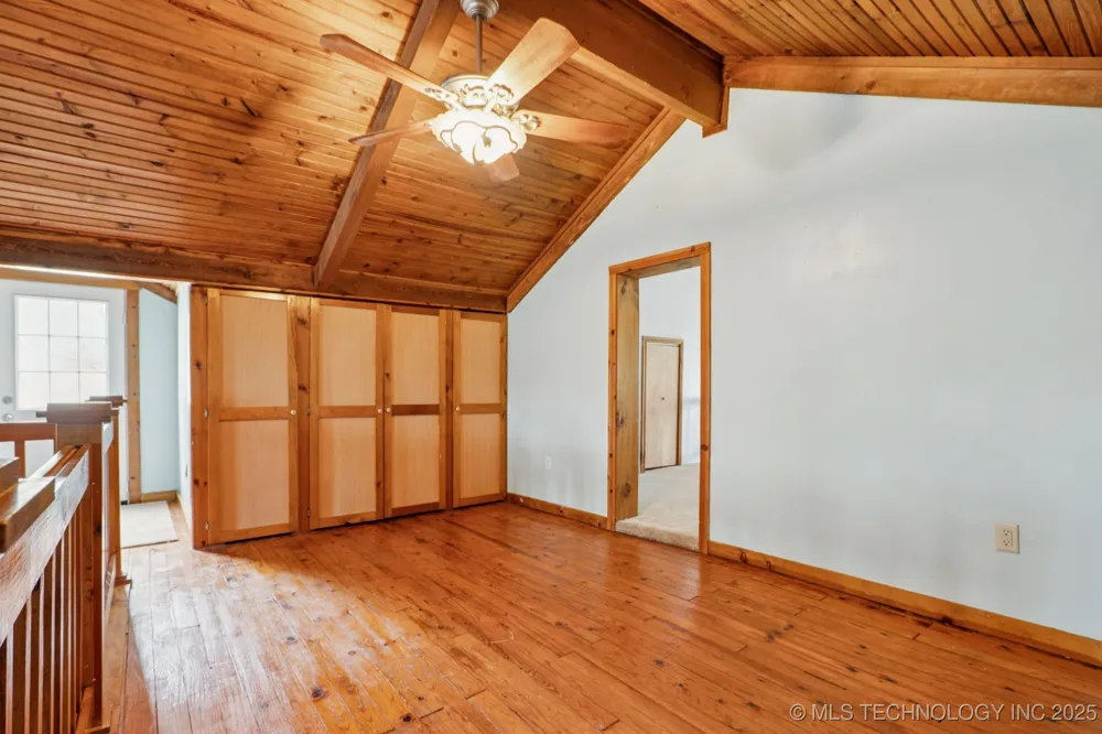 509 W 5th Street Grove, OK 74344