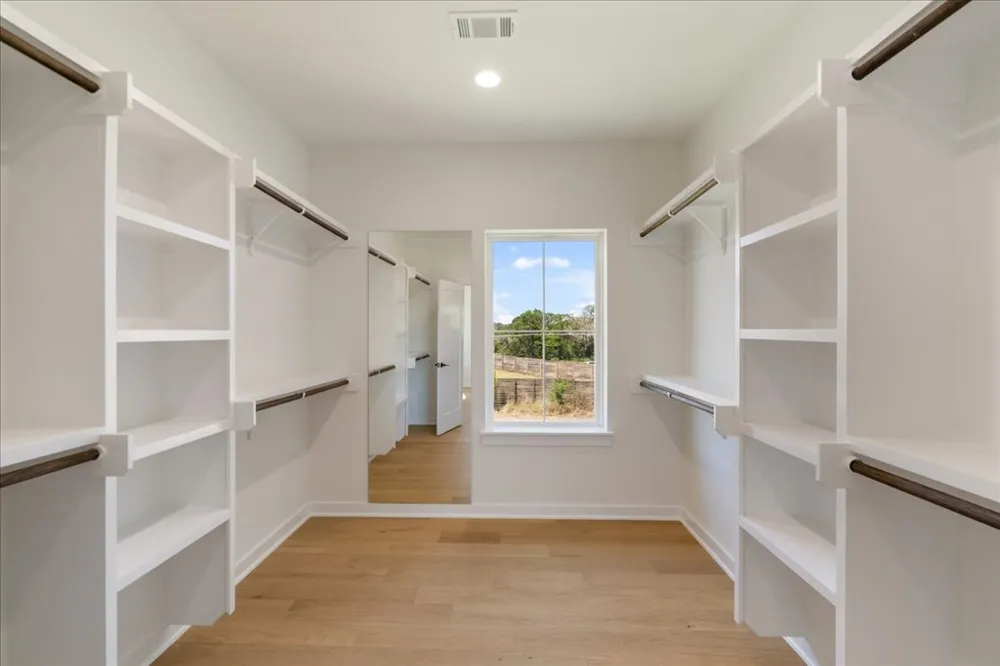 8609 Nina Lane Jonestown, TX 78645