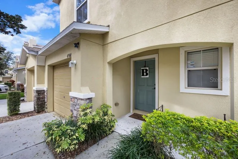 4564 LIMERICK DRIVE Tampa, FL 33610
