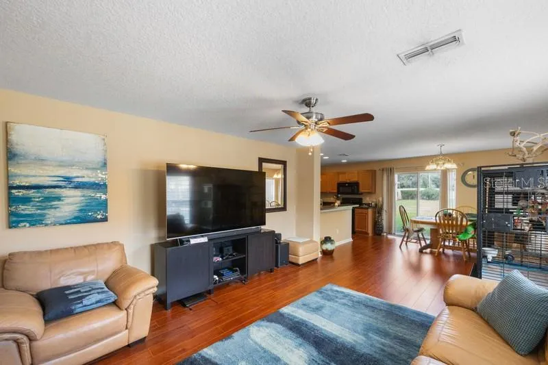 4564 LIMERICK DRIVE Tampa, FL 33610