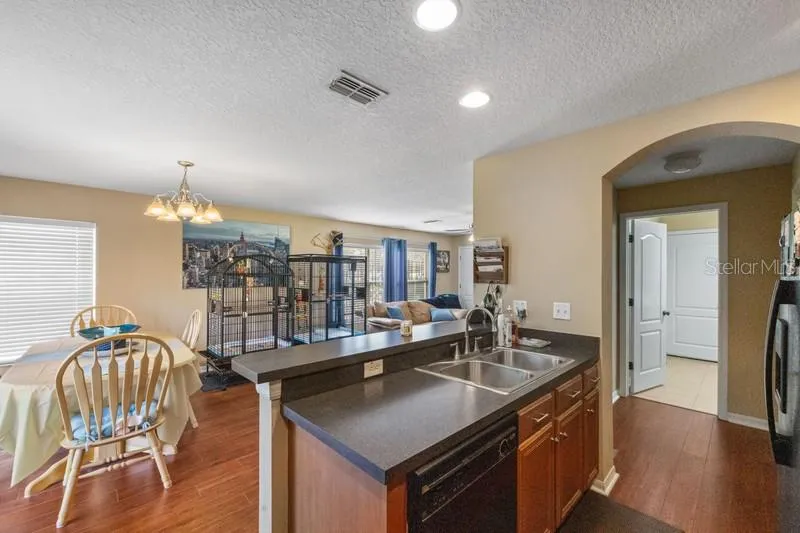 4564 LIMERICK DRIVE Tampa, FL 33610
