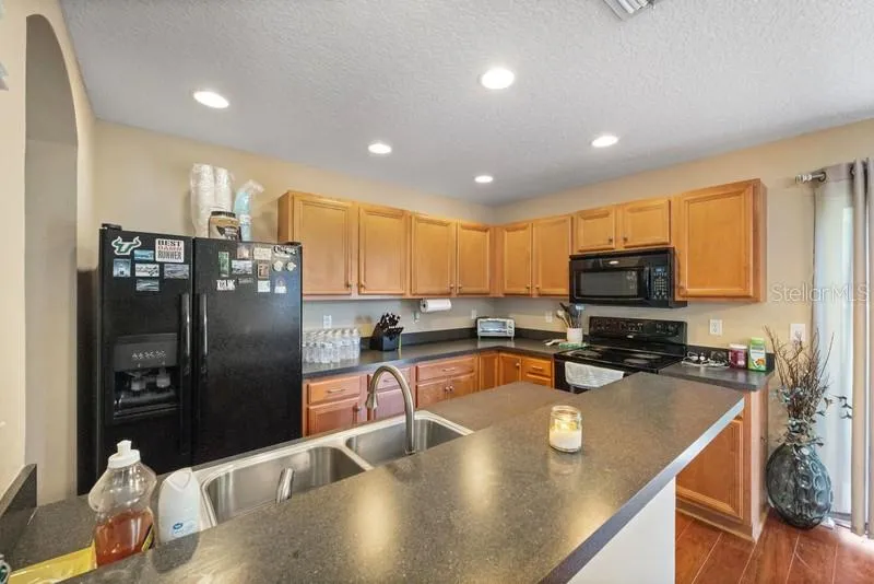 4564 LIMERICK DRIVE Tampa, FL 33610