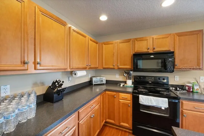4564 LIMERICK DRIVE Tampa, FL 33610