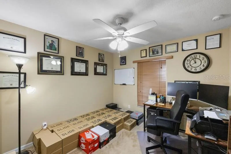 4564 LIMERICK DRIVE Tampa, FL 33610