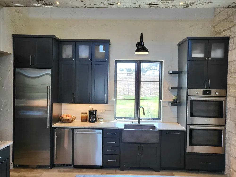 621 Stanton Road Johnson City, TX 78636
