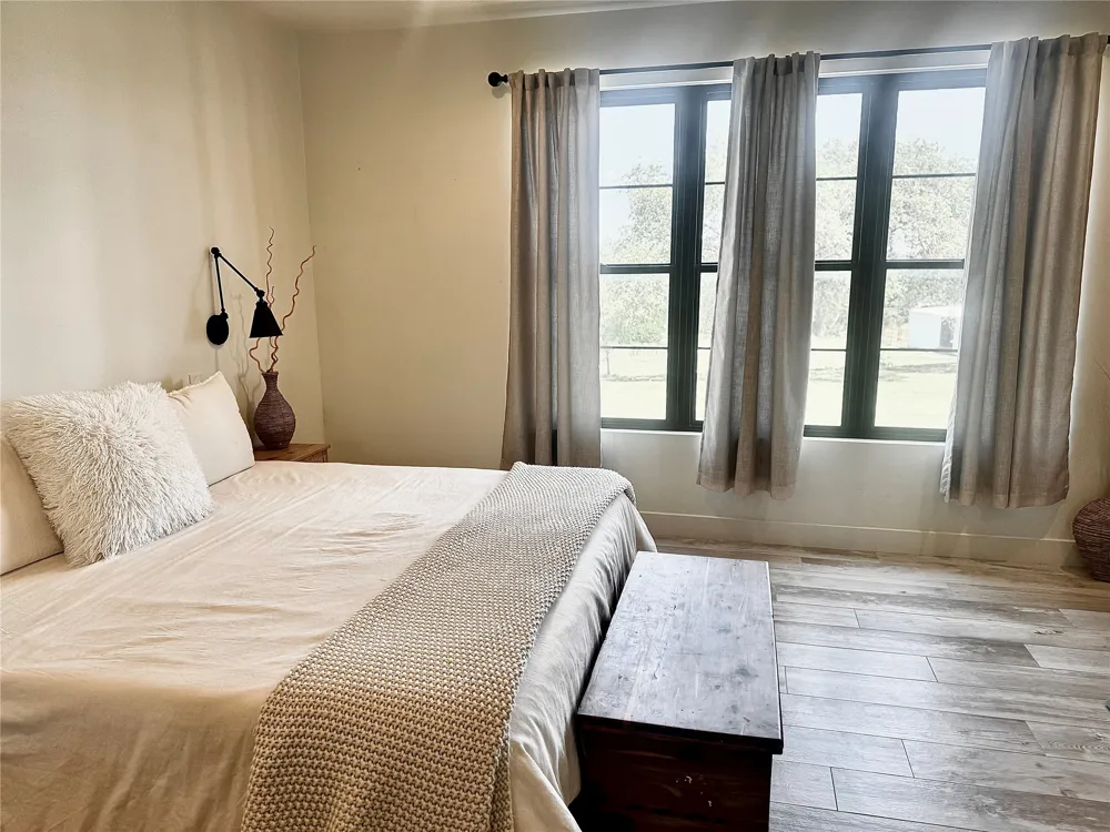 621 Stanton Road Johnson City, TX 78636