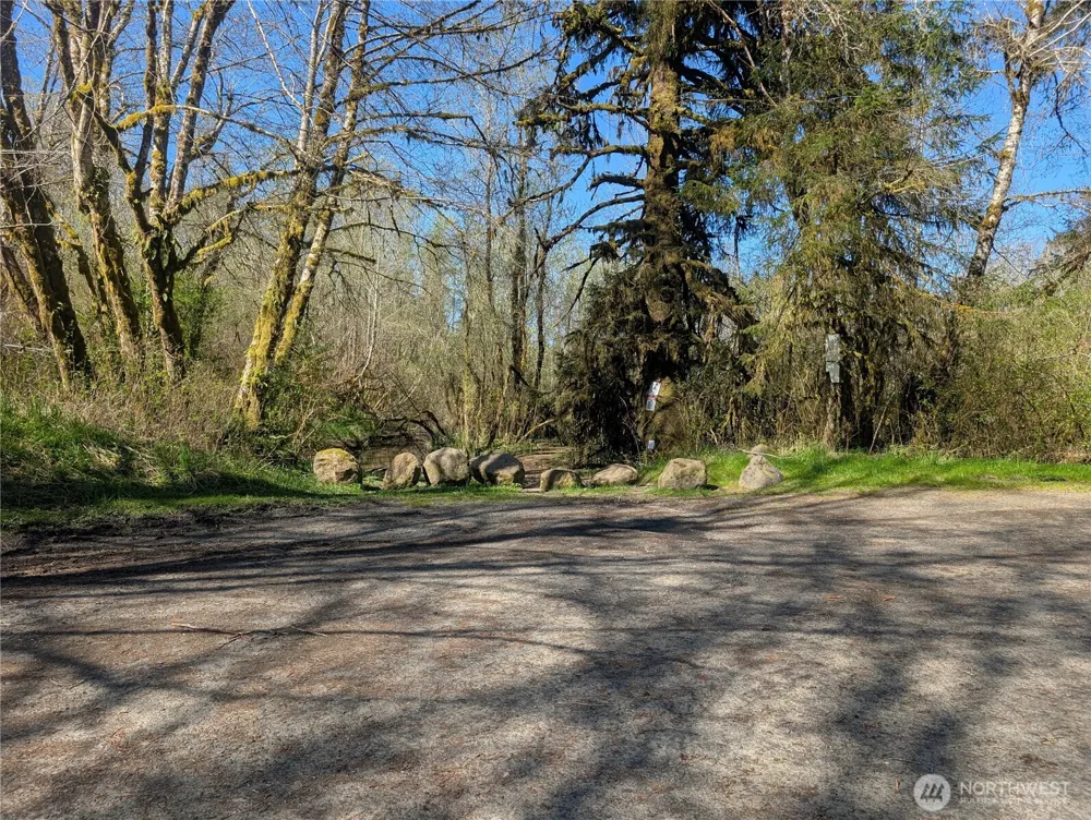 999 Whitcomb-Dimmel Road Forks, WA 98331