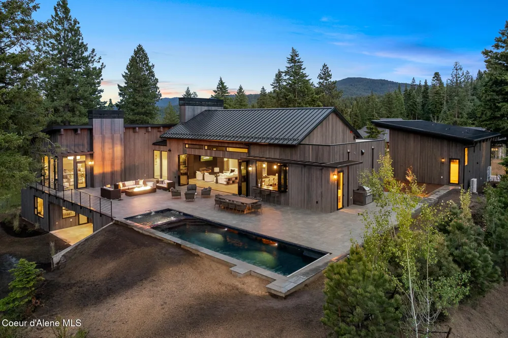 2833 E LOWER PASTURE ROAD Harrison, ID 83833