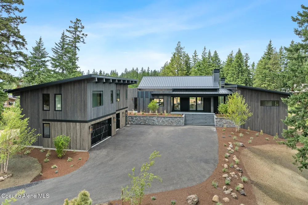 2833 E LOWER PASTURE ROAD Harrison, ID 83833