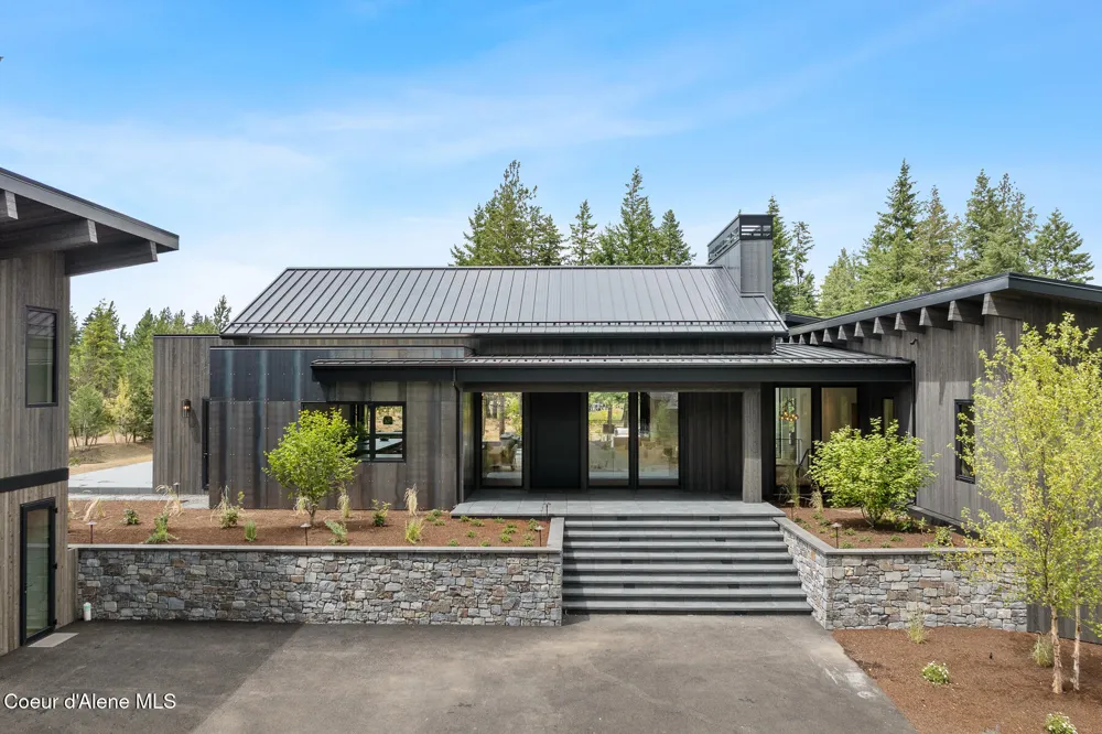 2833 E LOWER PASTURE ROAD Harrison, ID 83833