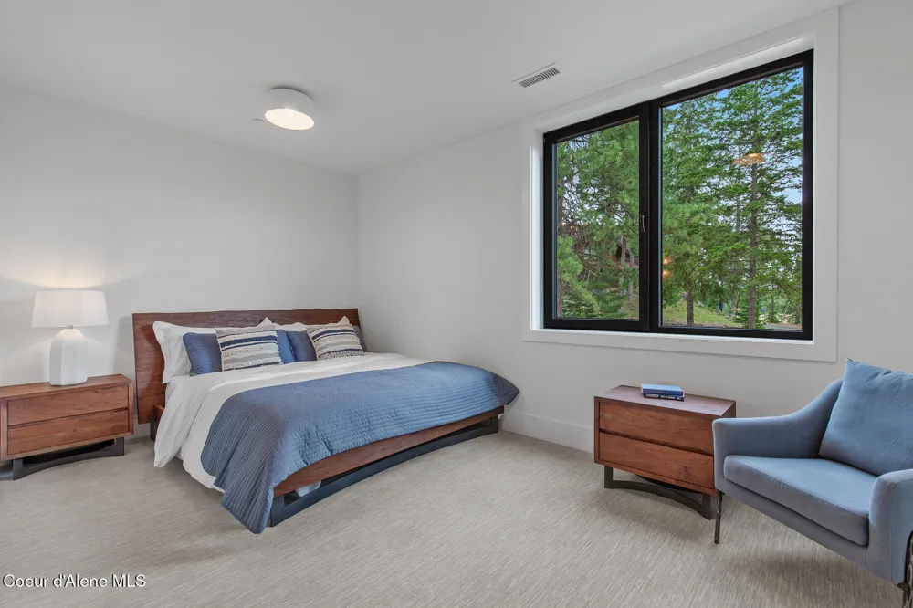2833 E LOWER PASTURE ROAD Harrison, ID 83833