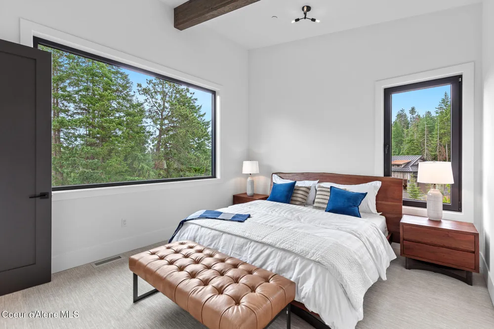 2833 E LOWER PASTURE ROAD Harrison, ID 83833