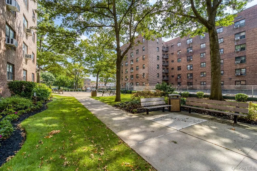 204-15 Foothill Avenue #B77 Hollis, NY 11423