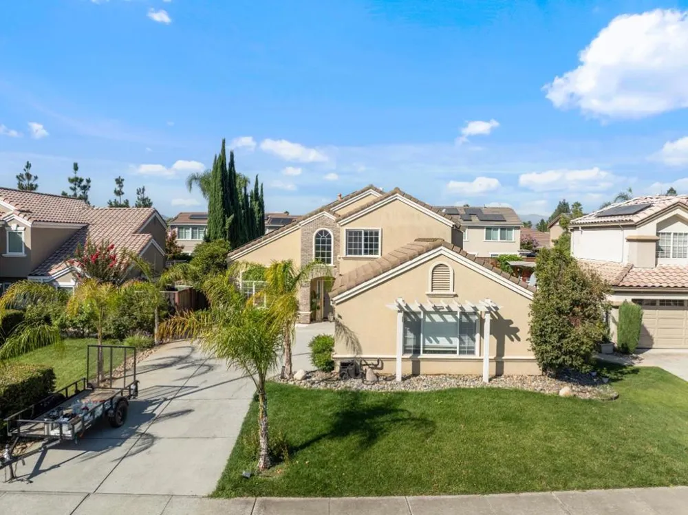 16935 Pine Way Morgan Hill, CA 95037