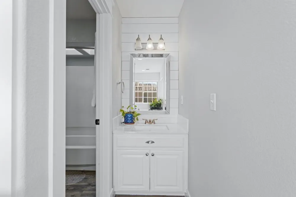16935 Pine Way Morgan Hill, CA 95037