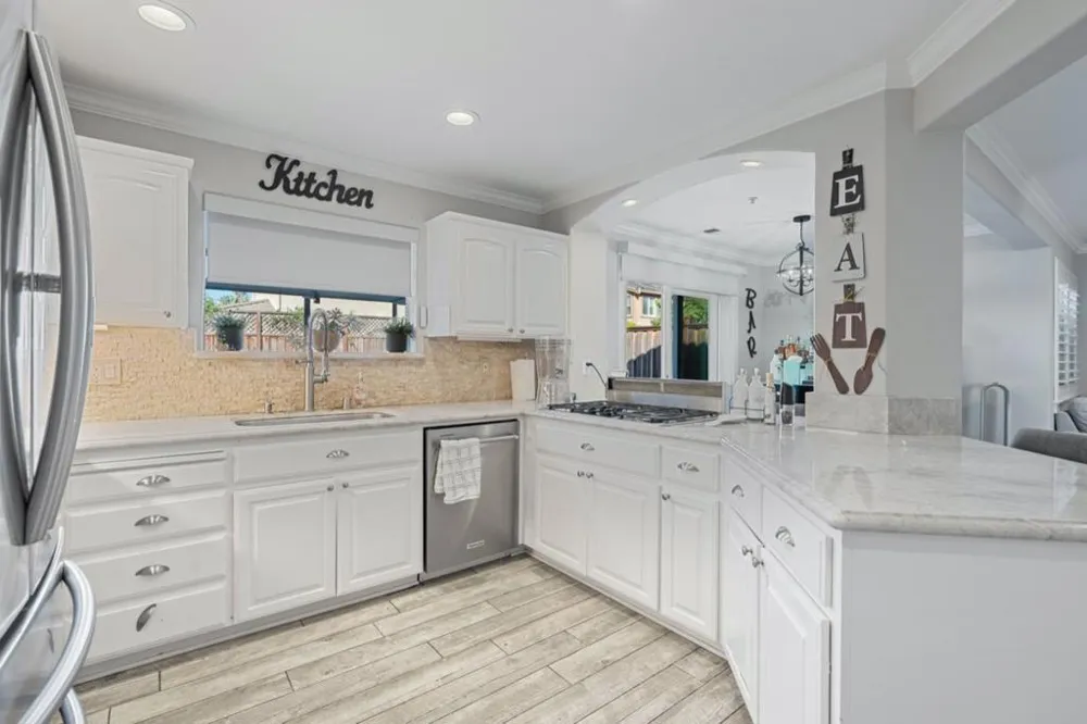 16935 Pine Way Morgan Hill, CA 95037